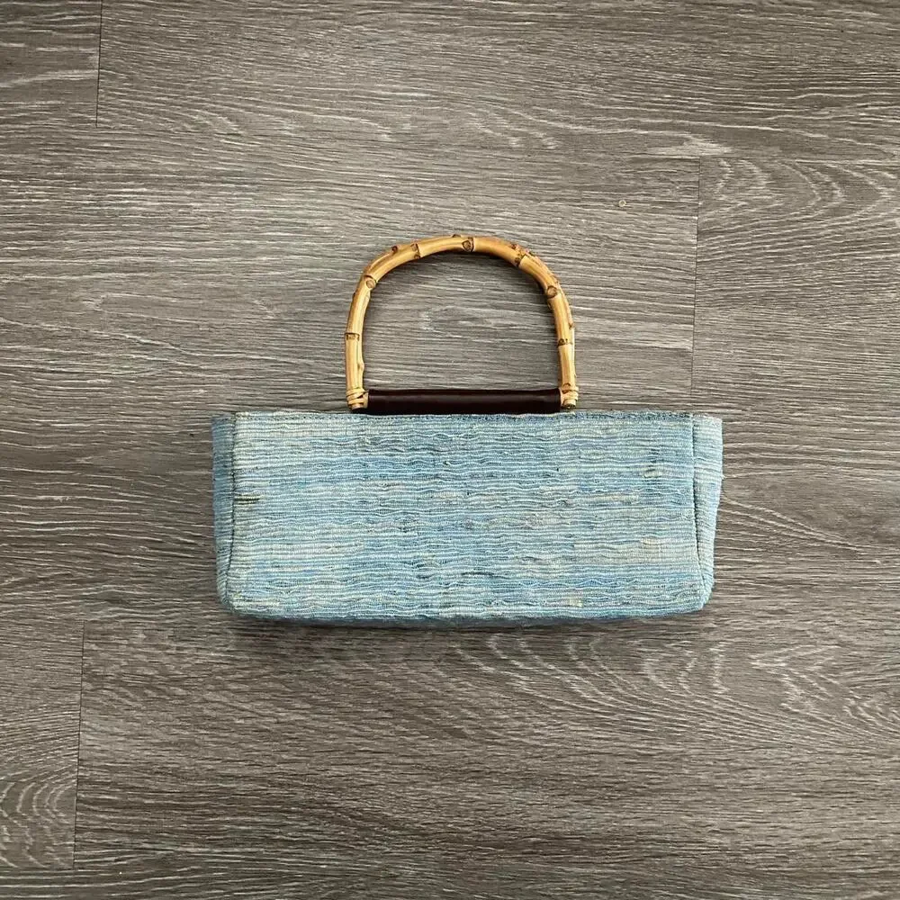 Vintage baby blue textured purse